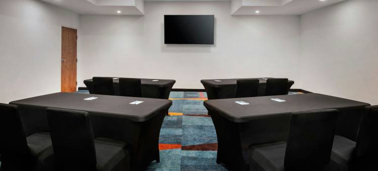 多佛尔万枫酒店及套房(Fairfield Inn & Suites Dover)图片