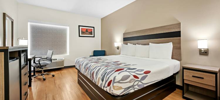 霍马红屋顶套房酒店(Red Roof Inn & Suites Houma)图片