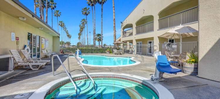 洛迪6号汽车旅馆(Motel 6 Lodi, CA)图片