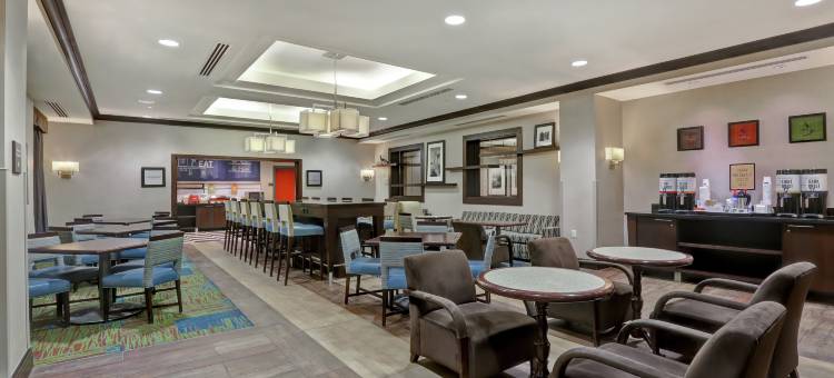 希尔顿欢朋酒店-多伦多机场中心(Hampton Inn by Hilton Toronto Airport Corporate Centre)图片