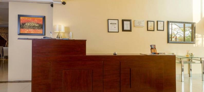 Ezulwini Guest House - Standard Double Room with Balcony & Pool View, 2 Guests图片