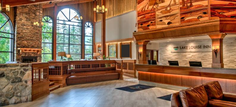 路易丝湖酒店(Lake Louise Inn)图片