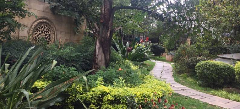 妍墨小姐公寓(尚义街1号分店)图片