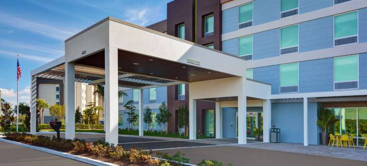 希尔顿惠庭套房酒店迈尔斯堡Colonial大道(Home2 Suites by Hilton Fort Myers Colonial Blvd)图片