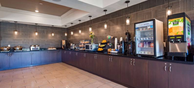 奥弗兰贝斯特韦斯特优质旅馆(Best Western Plus Overland Inn)图片