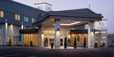 蒙特婁機場希爾頓逸林酒店