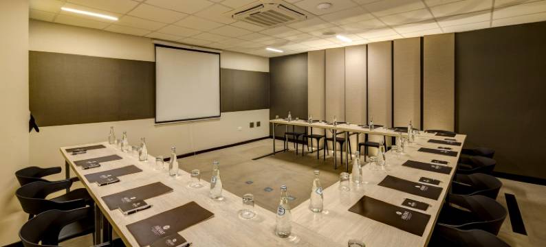 阿拉维米拉弗洛雷斯快捷酒店(Arawi Miraflores Express)图片