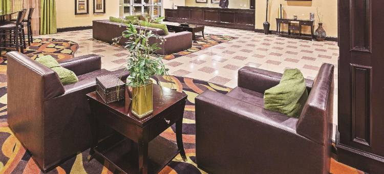 麦卡莱斯特拉昆塔温德姆套房酒店(La Quinta Inn & Suites by Wyndham McAlester)图片