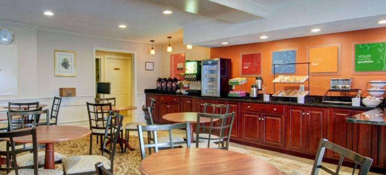 福克斯伯勒-曼斯菲尔德舒适酒店(Comfort Inn Foxboro - Mansfield)图片