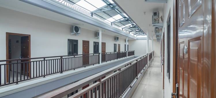 红多兹伊斯兰普拉斯酒店-塔西马来亚先锋旅馆(RedDoorz Syariah Plus @ Perintis Guesthouse Tasikmalaya)图片