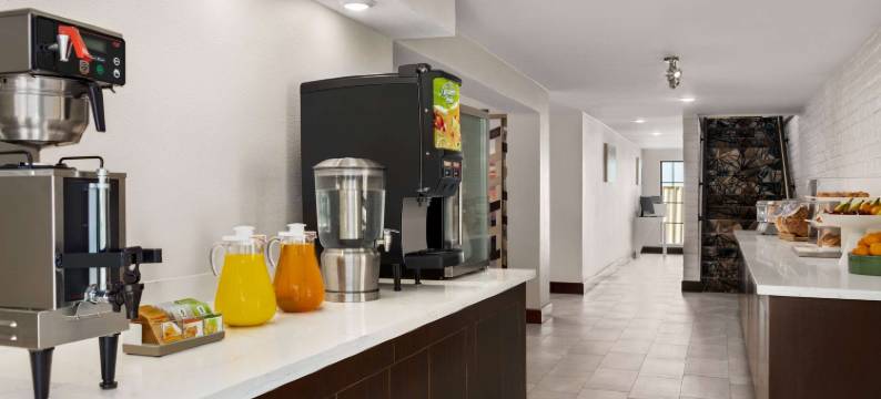 坦普尔拉昆塔温德姆酒店(La Quinta Inn by Wyndham Temple)图片