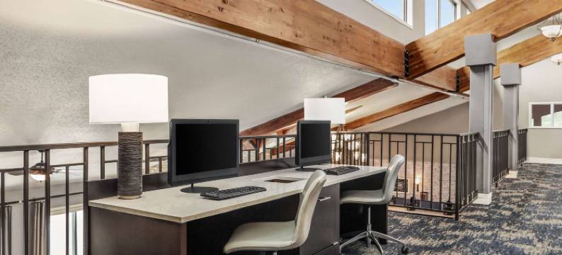 拉皮德城美吟温德姆酒店(AmericInn by Wyndham Rapid City)图片