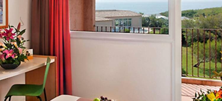 宜必思萨拉萨海耶尔海滨酒店(Ibis Hyères Plage Thalassa)图片