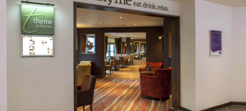 巴斯市中心普里米尔酒店(Premier Inn Bath City Centre)图片