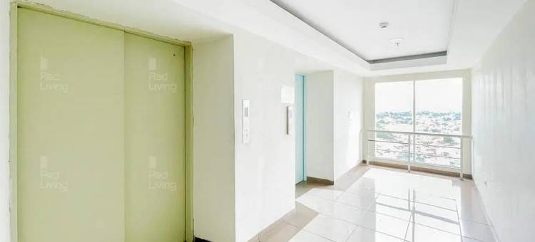 红利文公寓绿湖景西普塔-彩虹客房3号楼E(RedLiving Apartemen Green Lake View Ciputat - Pelangi Rooms 3 Tower E)图片