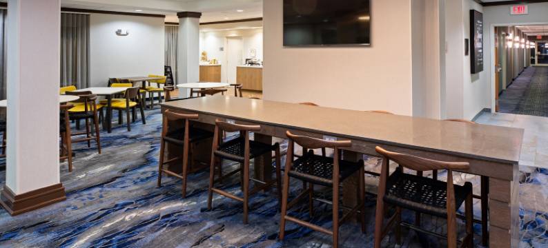 伊丽莎白敦万枫酒店及套房(Fairfield Inn & Suites Elizabethtown)图片