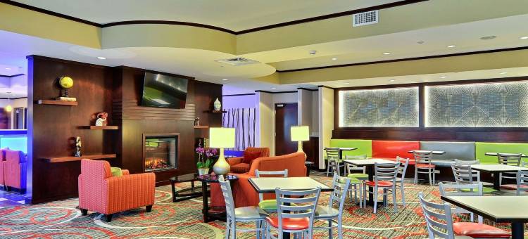 尤宁敦舒适酒店(Comfort Suites Uniontown)图片