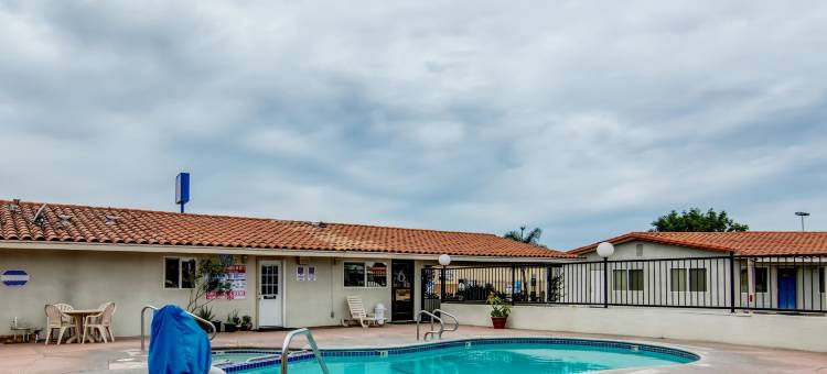 加利福尼亚曼特卡 6 号汽车旅馆(Motel 6 Manteca, CA)图片