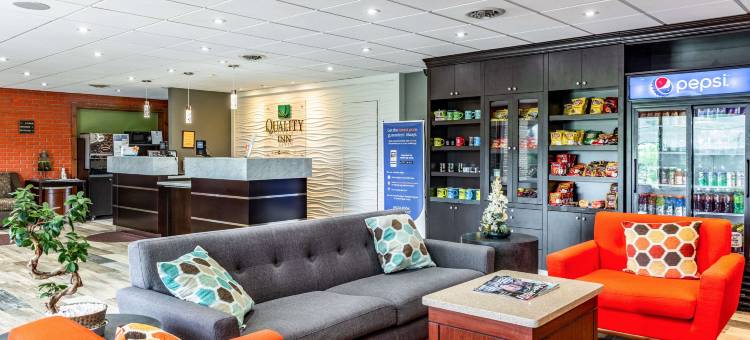 东斯特劳兹堡波科诺斯凯艺酒店(Quality Inn East Stroudsburg - Poconos)图片