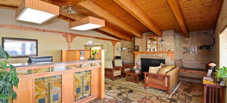 艾奥拉美洲最佳价值酒店(Americas Best Value Inn Iola)图片