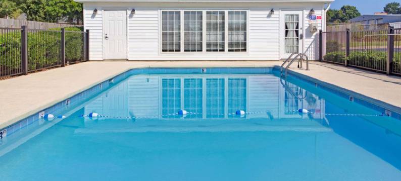 桑福德温德姆呗盟酒店(Baymont by Wyndham Sanford)图片