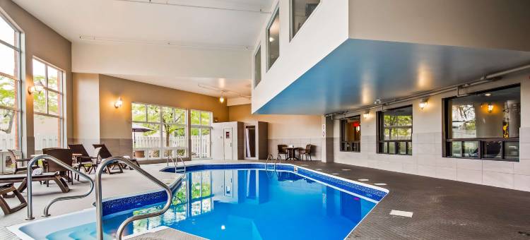 布罗瑟德贝斯特韦斯特酒店(Best Western Hotel Brossard)图片