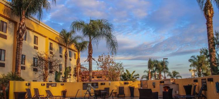 箭镟贝斯特韦斯特优质酒店(Best Western Plus Arrowhead Hotel)图片