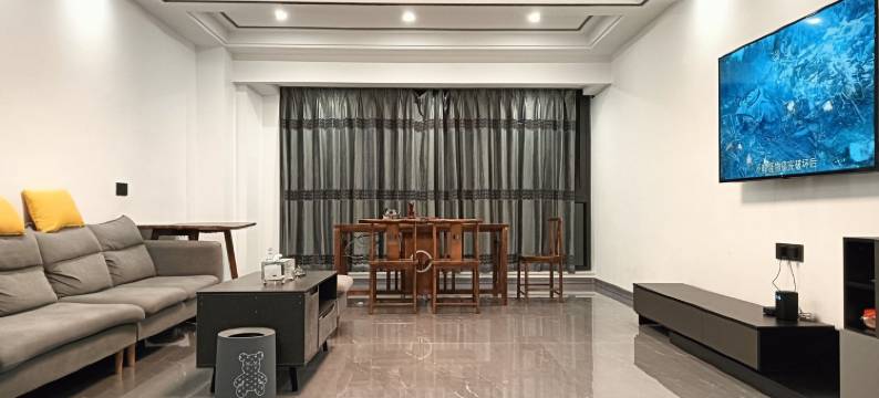 落入凡尘的小凡公寓(天山北路分店)图片
