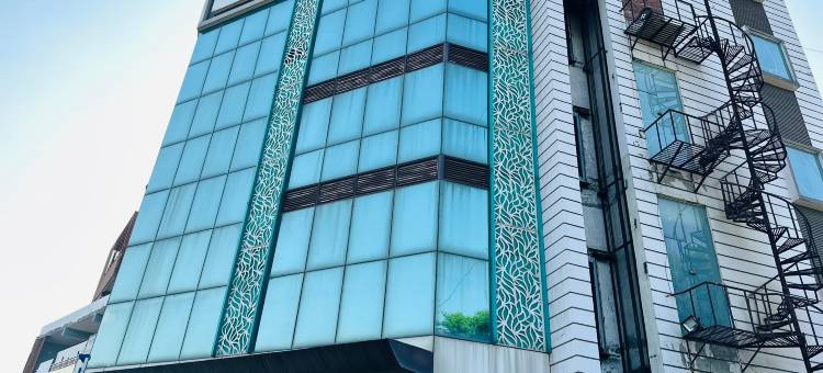 The Harison's Hotel& Restobar图片