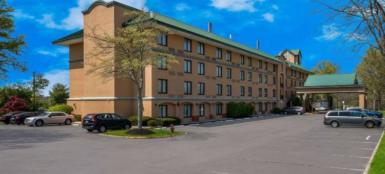 普林斯顿附近凯艺酒店(Quality Inn Near Princeton)图片