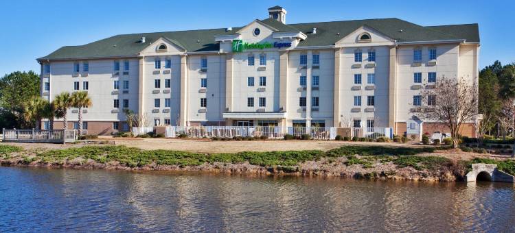 Holiday Inn Express 默特尔比奇百老汇@散化(Holiday Inn Express Myrtle Beach-Broadway@The Bch)图片