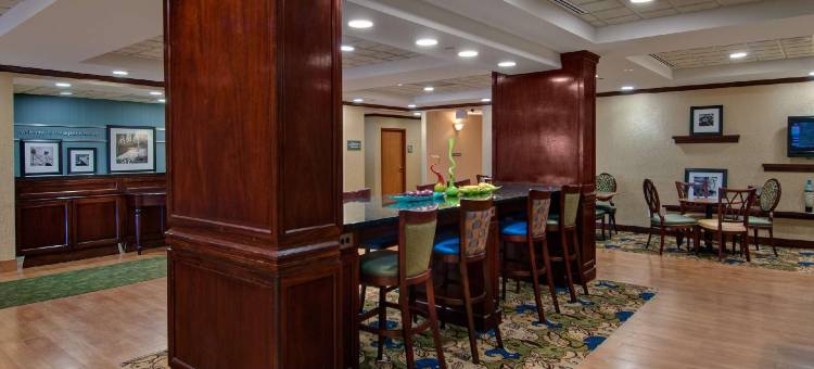纽波特纽斯约克镇欢朋酒店(Hampton Inn Newport News-Yorktown)图片