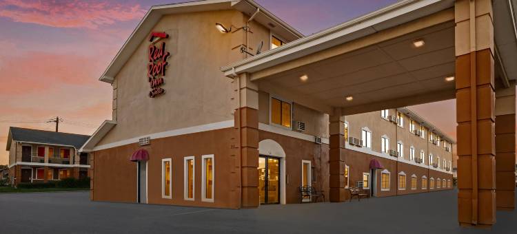 登顿红顶套房酒店(Red Roof Inn & Suites Denton)图片