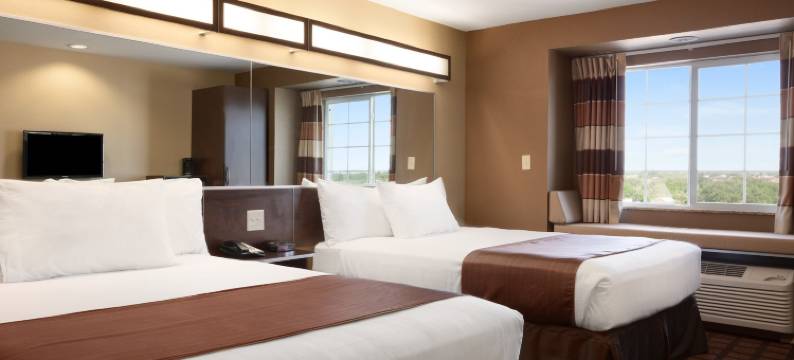 肯德尼麦客达套房酒店(Microtel Inn & Suites by Wyndham Kenedy/Karnes City)图片