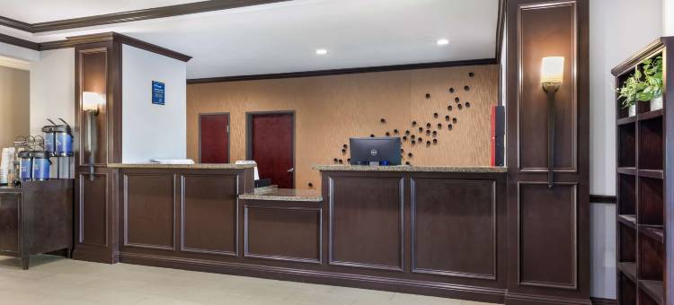 贝斯特韦斯特迦太基套房酒店(Best Western Carthage Inn  Suites)图片