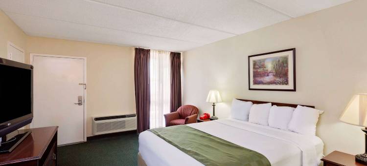 贝城温德姆戴斯酒店(Days Inn by Wyndham Bay City)图片