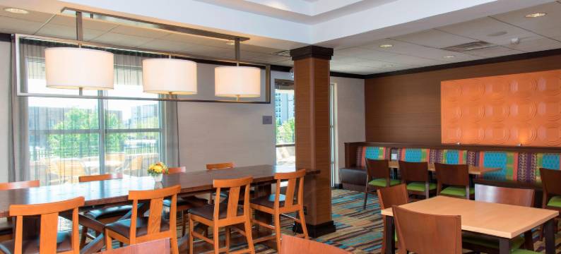 奥马哈市中心万枫酒店及套房(Fairfield Inn & Suites Omaha Downtown)图片