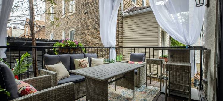 NEW LUXURY CONDO WITH PATIO DECK图片