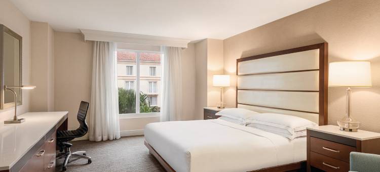 那不勒斯希尔顿酒店(Hilton Naples)图片