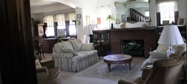 Welcome to Grandma's House! I'd love to host your family&friends! 2 night min!图片