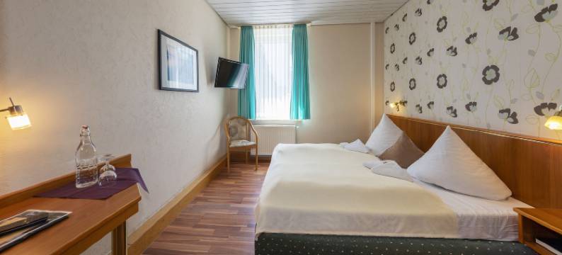 祖姆尼斯特泰乡村酒店(Landhotel Zum Niestetal)图片