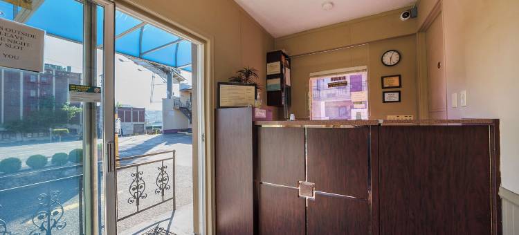 百老汇旅馆(Broadway Inn Portland Downtown)图片