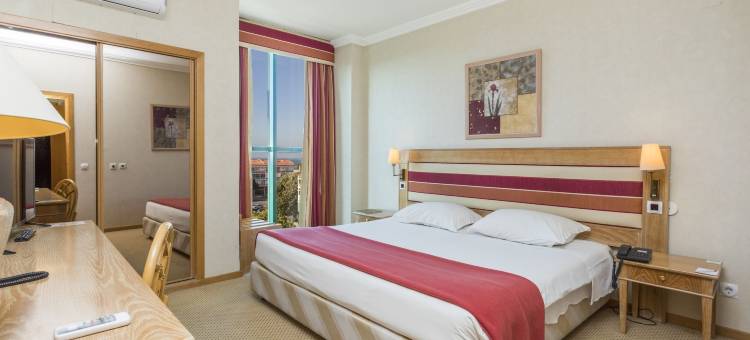 里维埃拉酒店(Riviera Hotel)图片