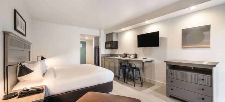 郊区长住酒店(Suburban Studios Williamsburg Central)图片