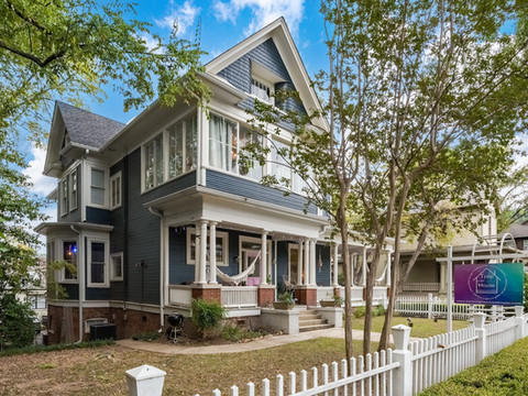 伯明翰树屋旅馆