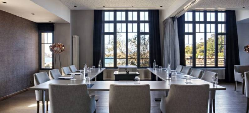 比尔赛卡斯特酒店(Castel Beau Site)图片