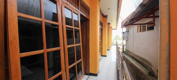 红多兹酒店-近萨朗甘湖(RedDoorz Near Sarangan Lake)图片