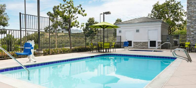 圣迭戈兰乔伯纳多/斯克里普斯波威万豪SpringHill酒店(SpringHill Suites San Diego Rancho Bernardo/Scripps Poway)图片