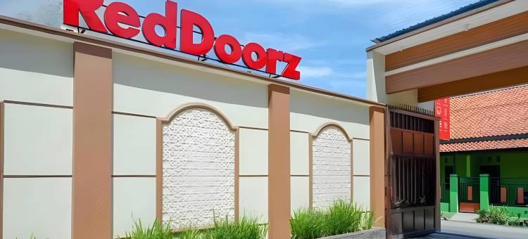 RedDoorz Syariah Near Exit Tol Pemalang图片