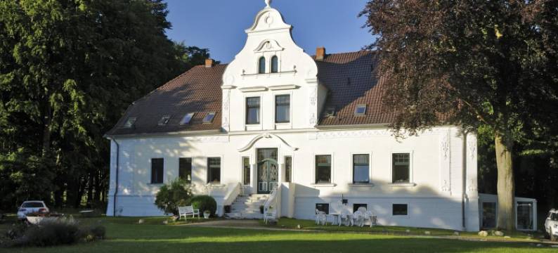 新温多弗潘森酒店(Hotel Pension Gutshaus Neu Wendorf)图片